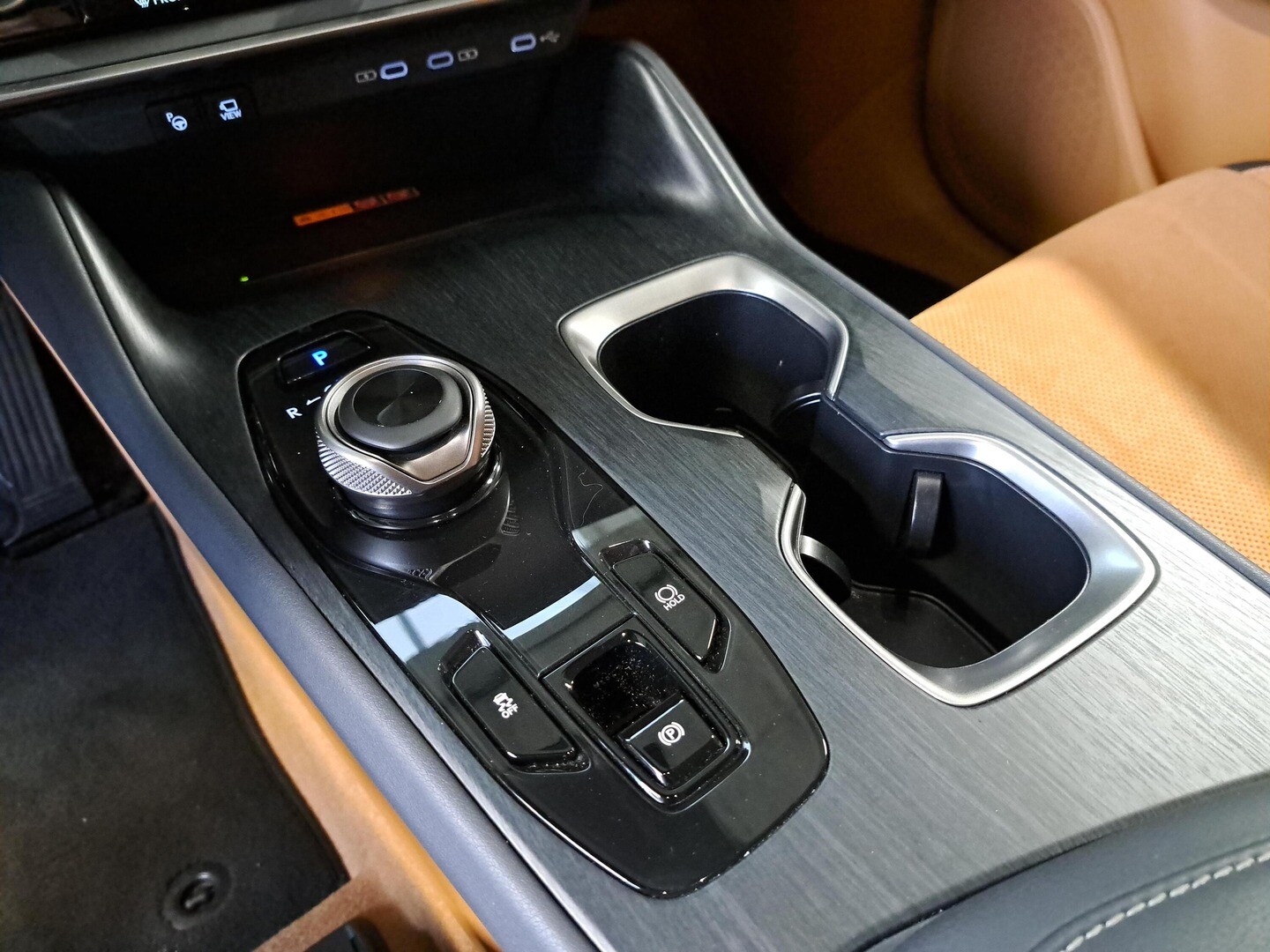 Lexus RZ