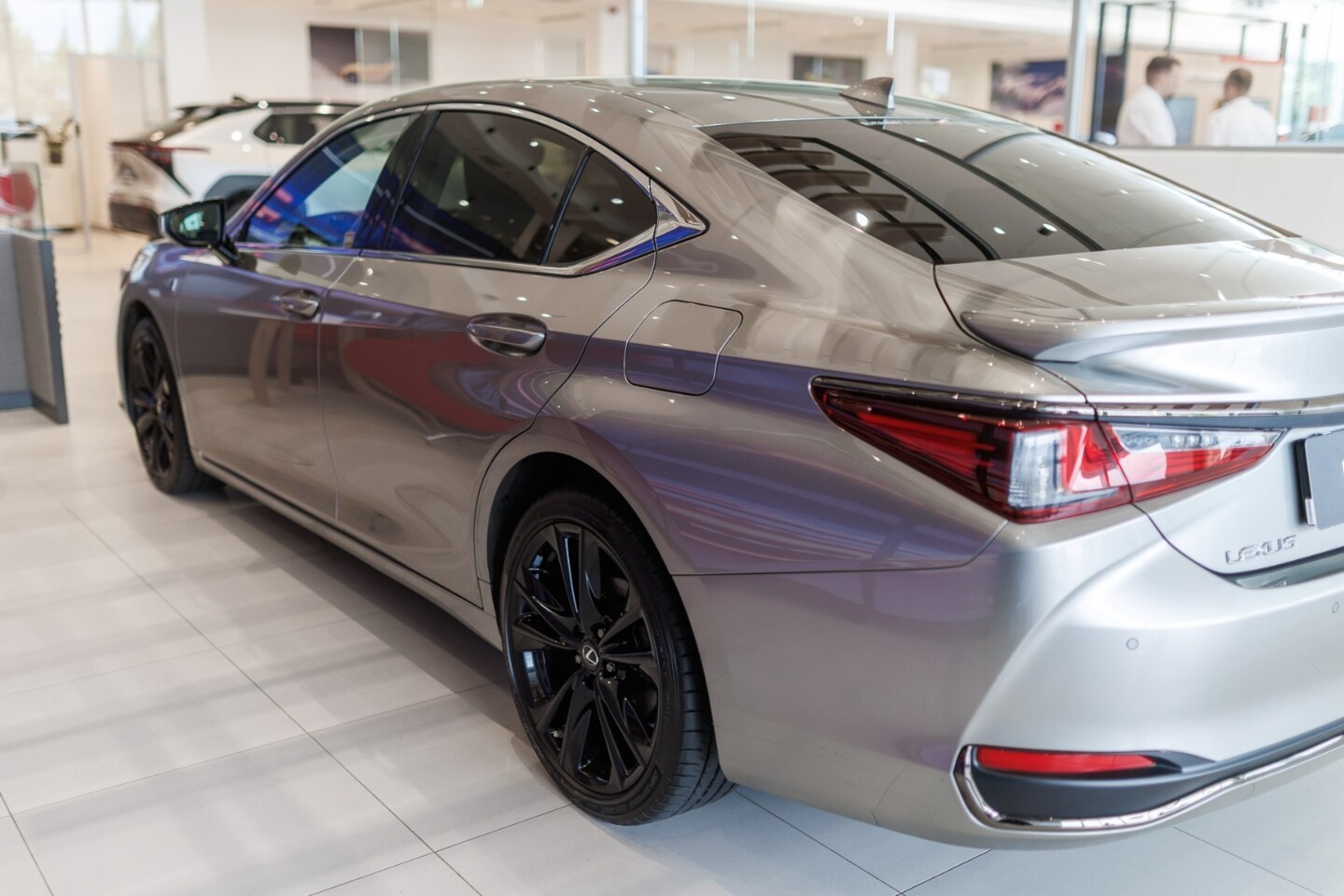 Lexus ES