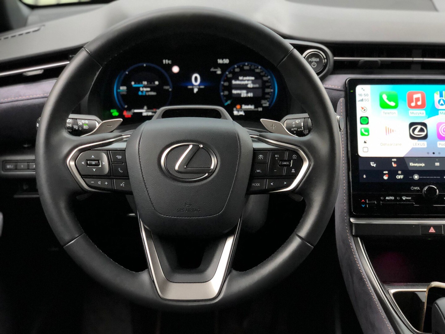 Lexus LBX