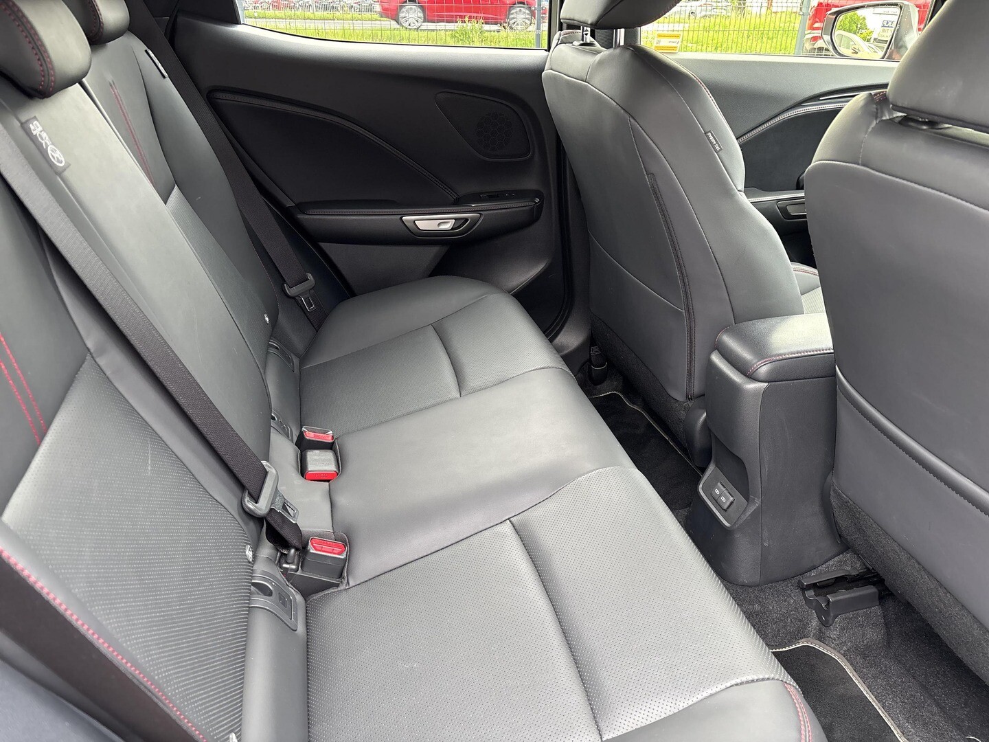 Lexus LBX