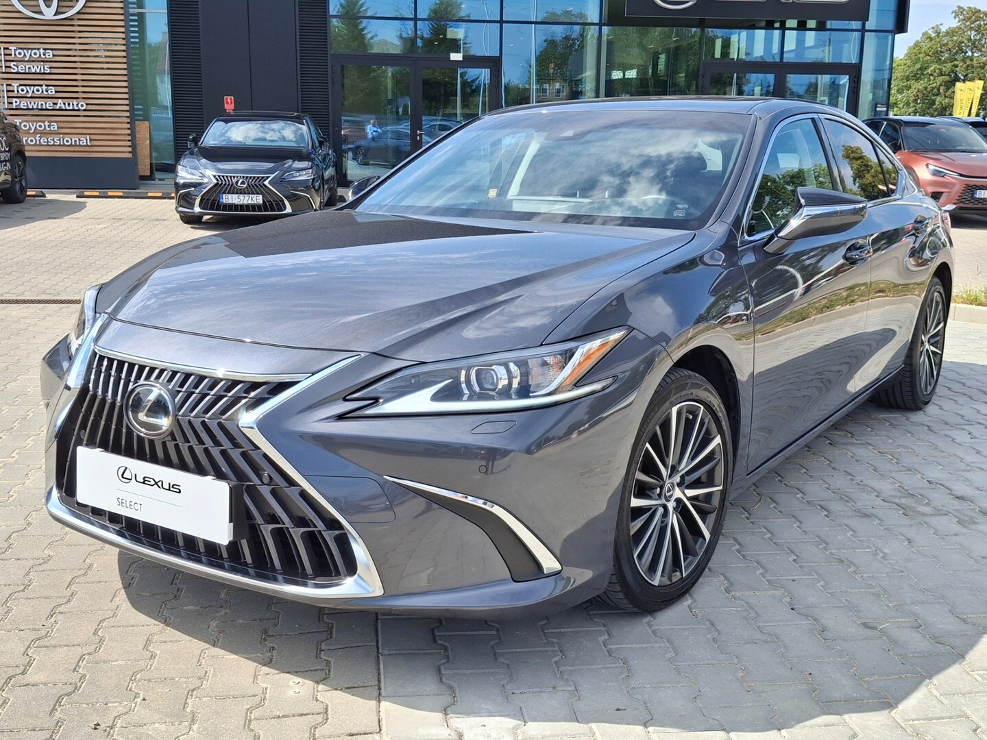 Lexus ES
