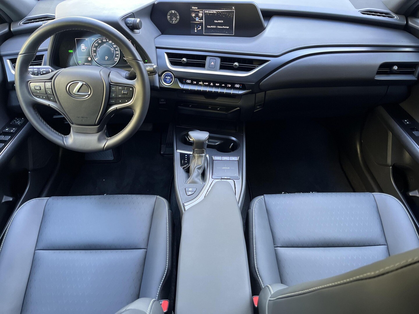 Lexus UX