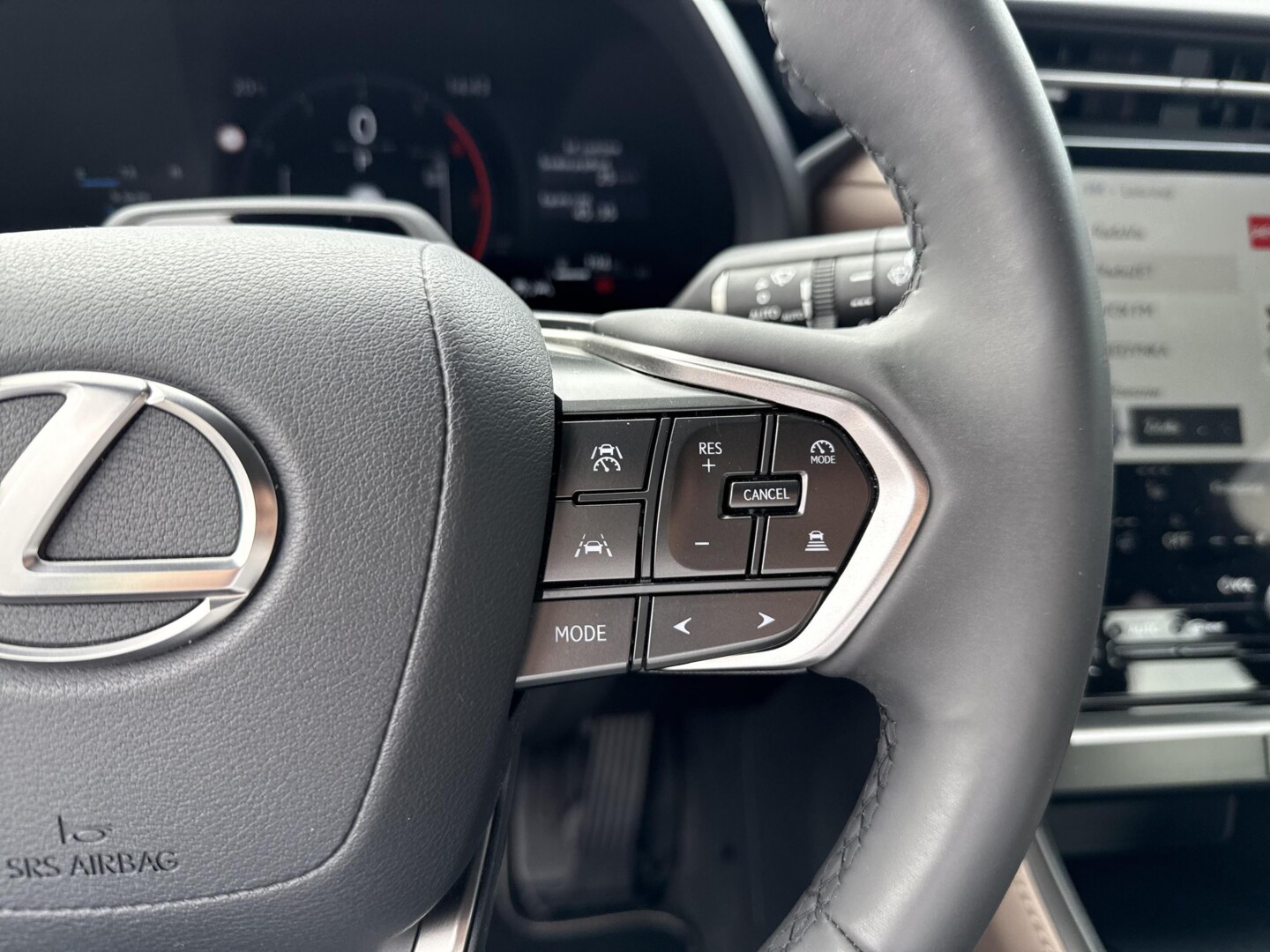 Lexus LBX