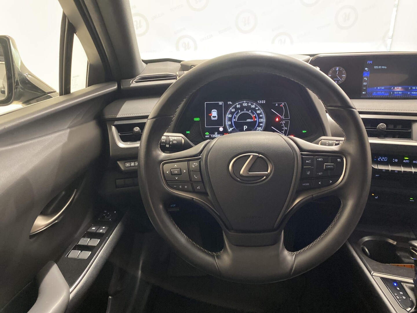 Lexus UX