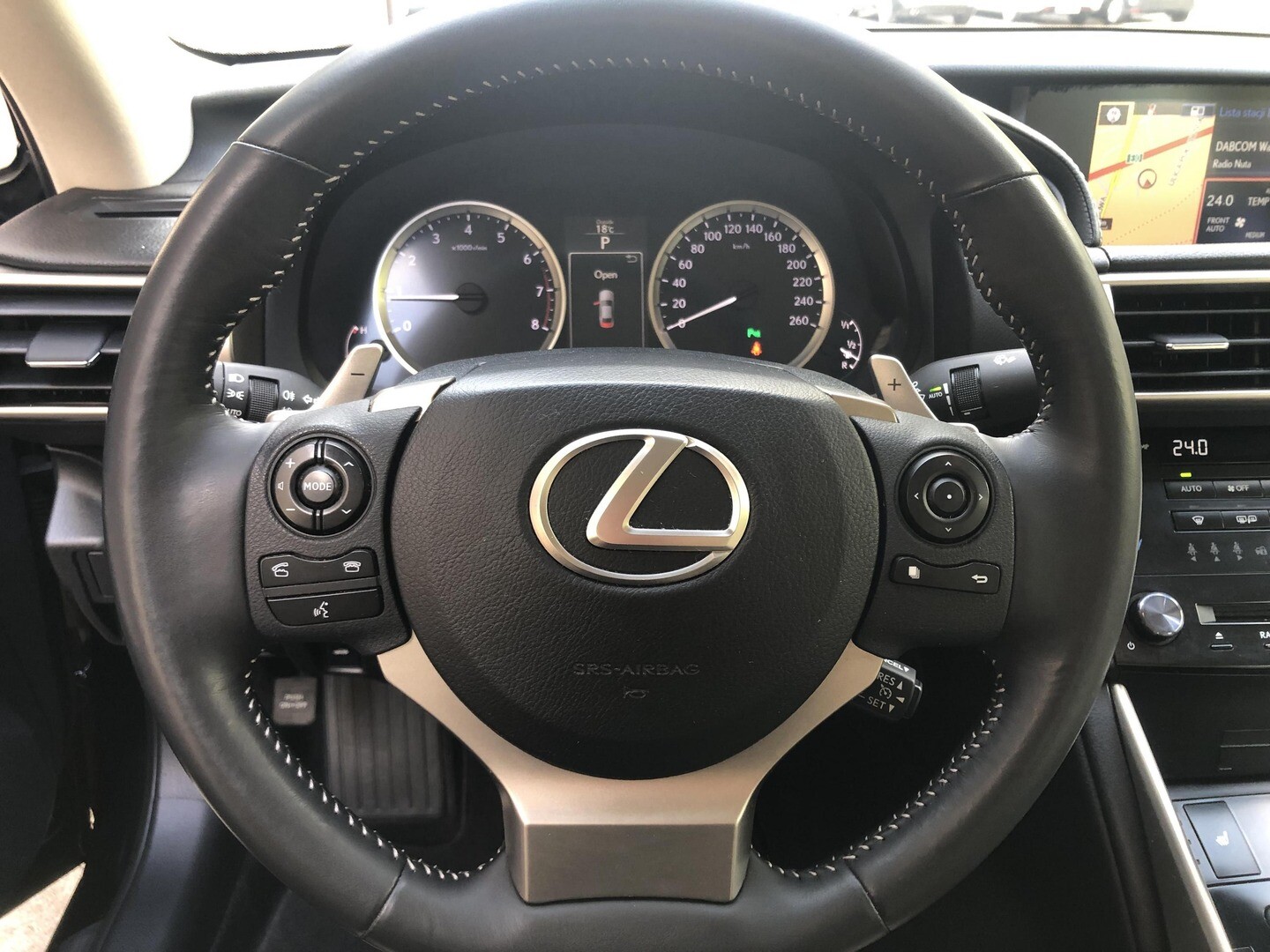 Lexus IS