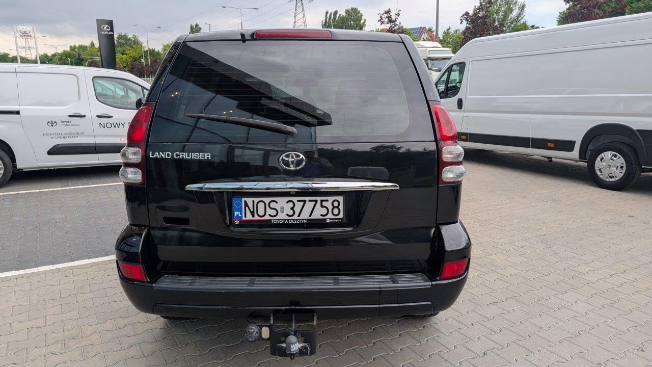 Toyota Land Cruiser