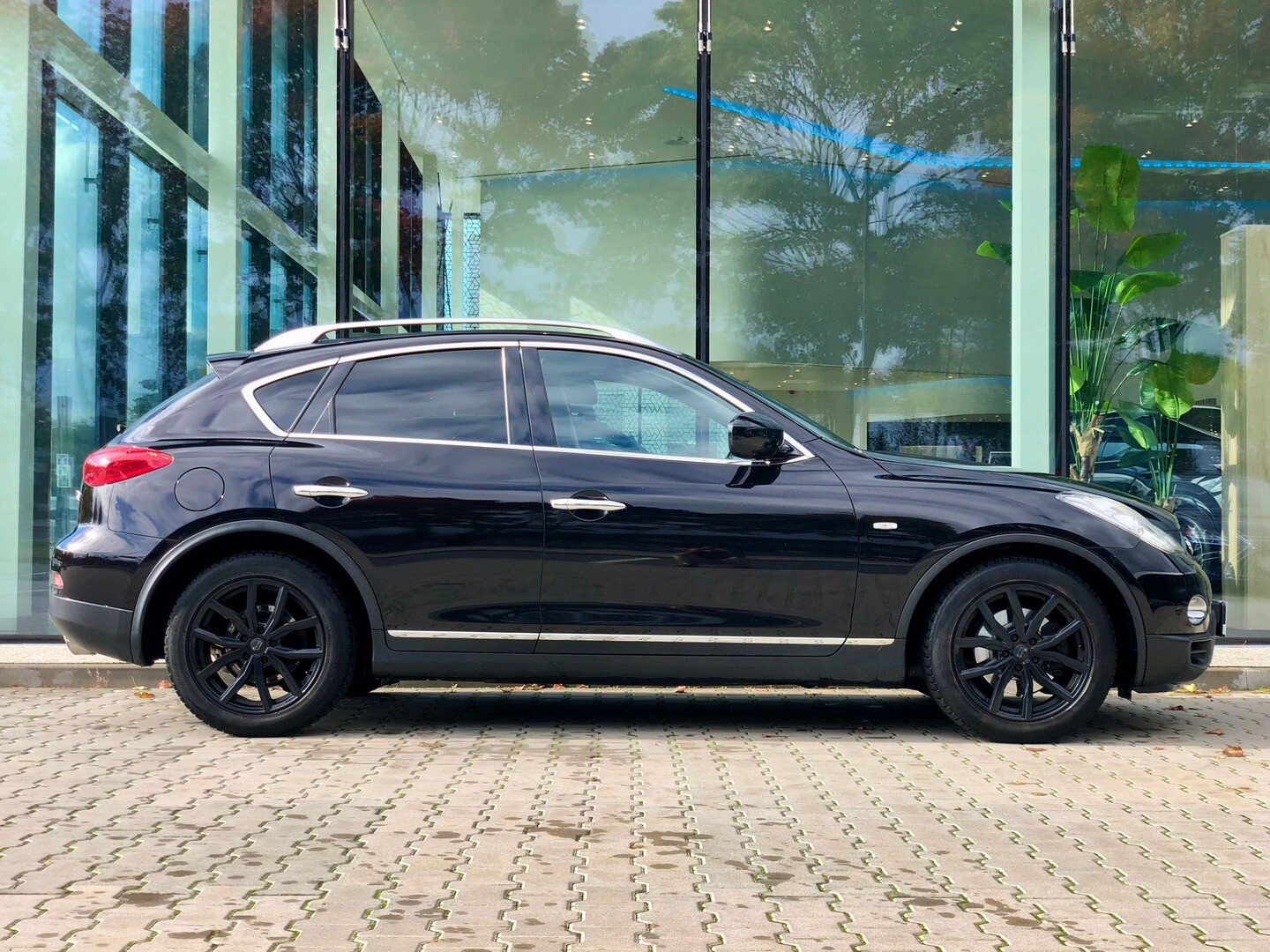 Infiniti EX