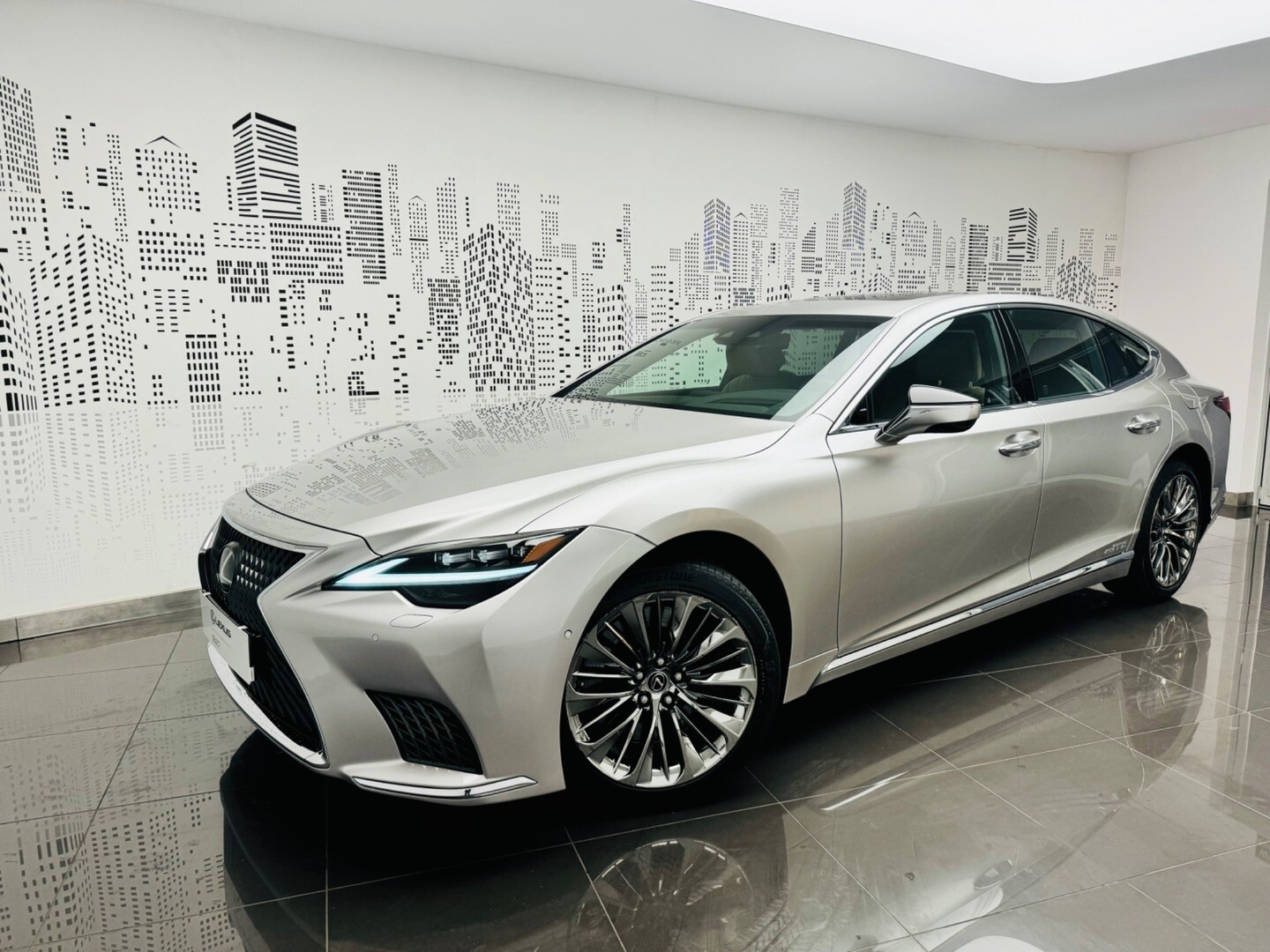 Lexus LS