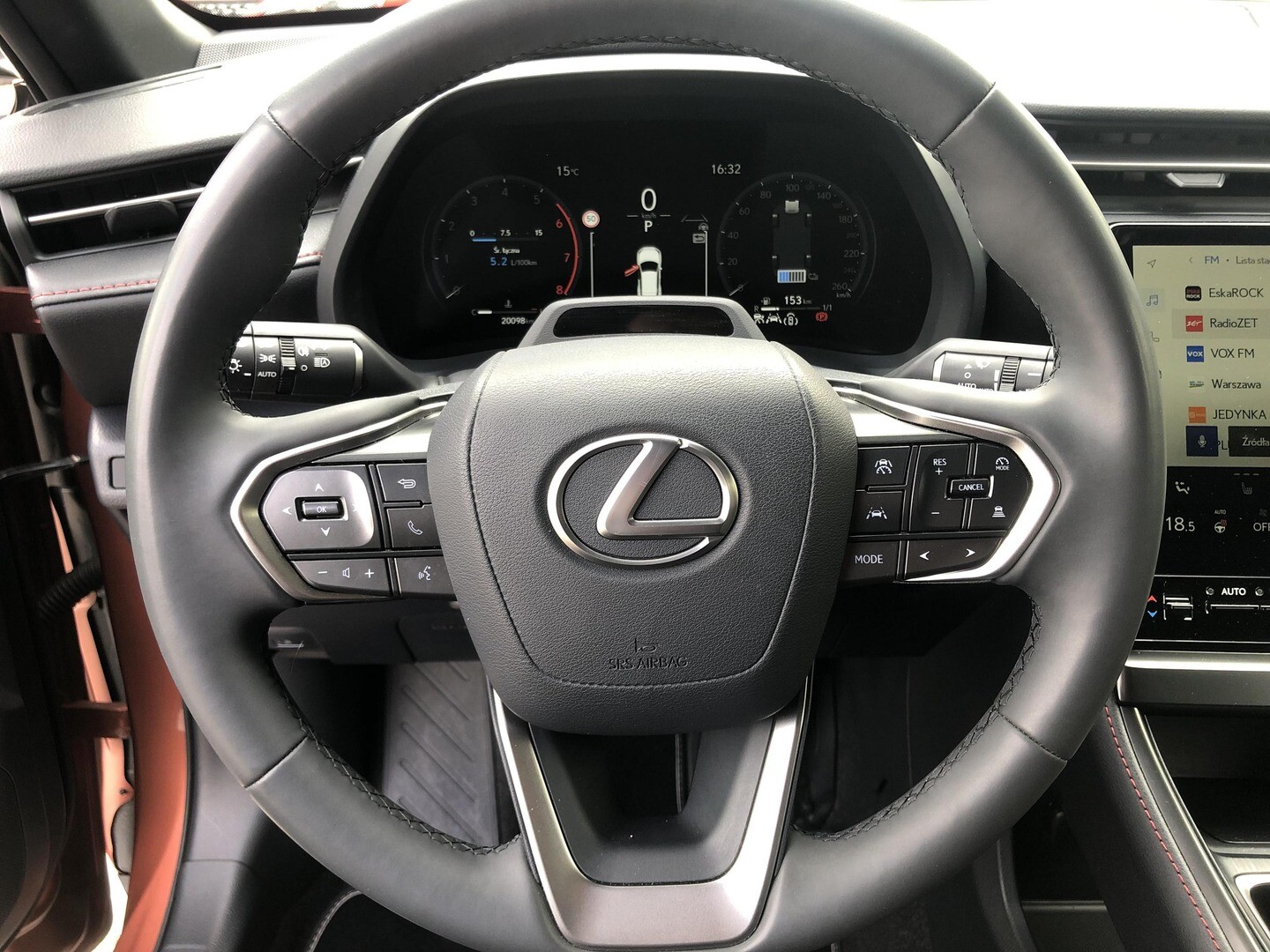 Lexus LBX