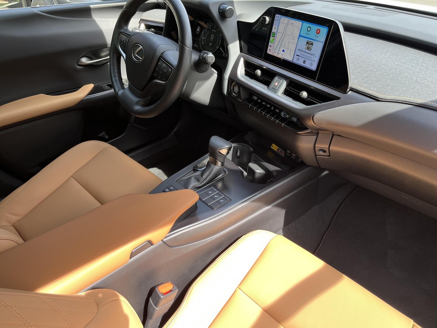 Lexus UX