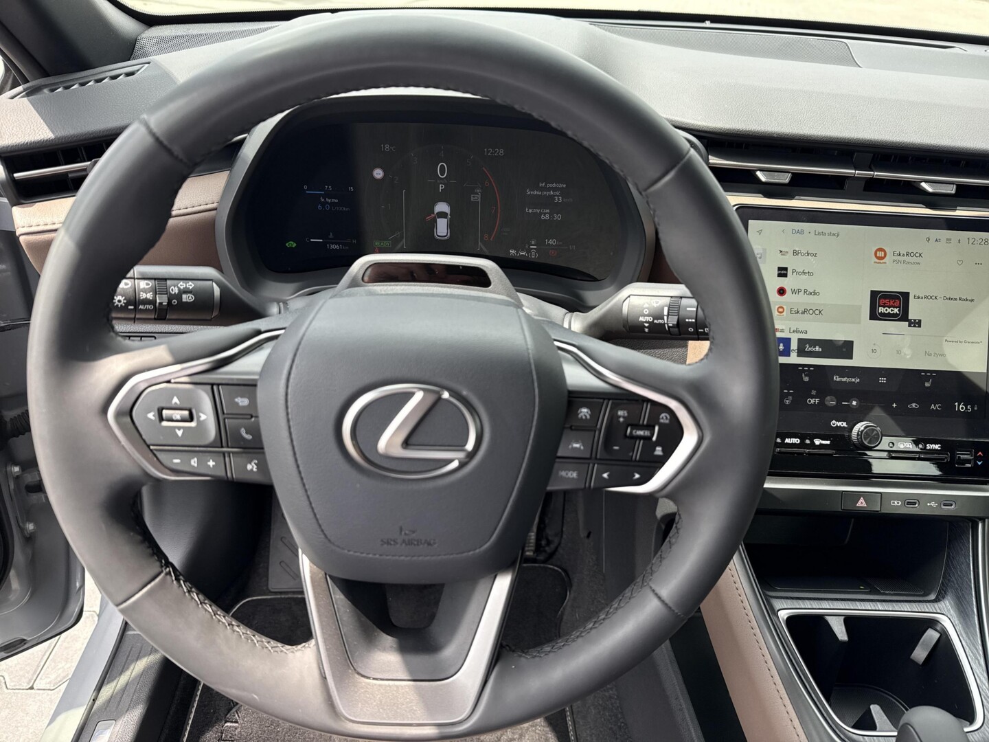 Lexus LBX