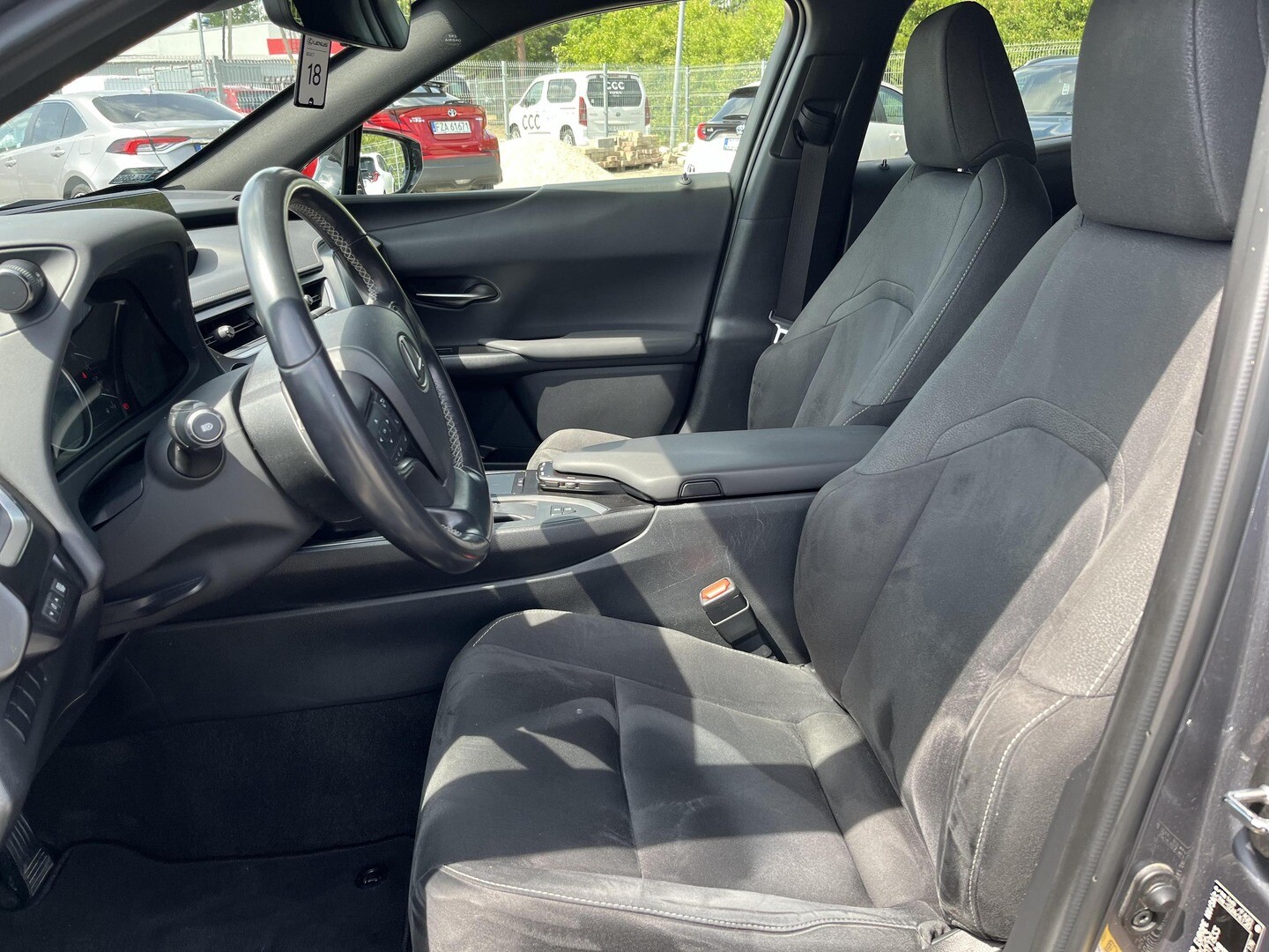 Lexus UX