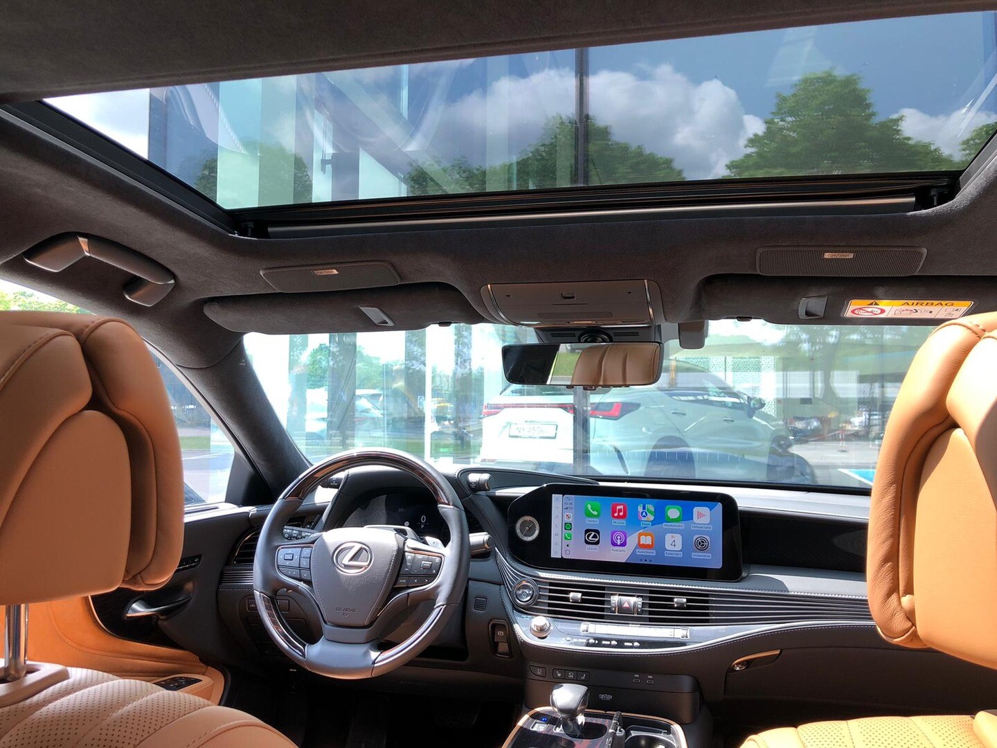 Lexus LS