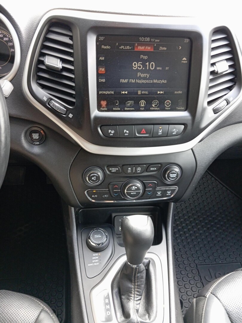 Jeep Cherokee