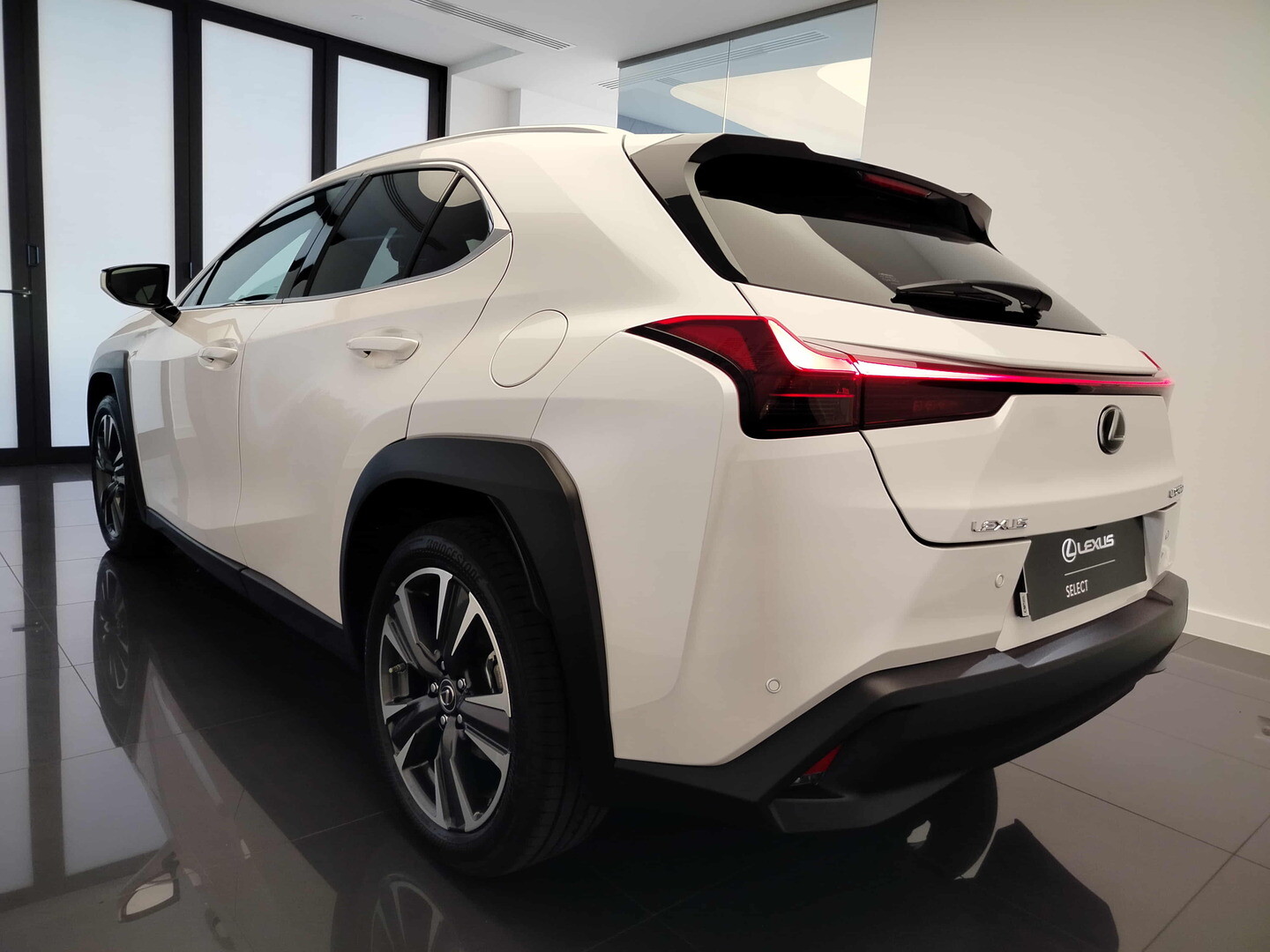Lexus UX