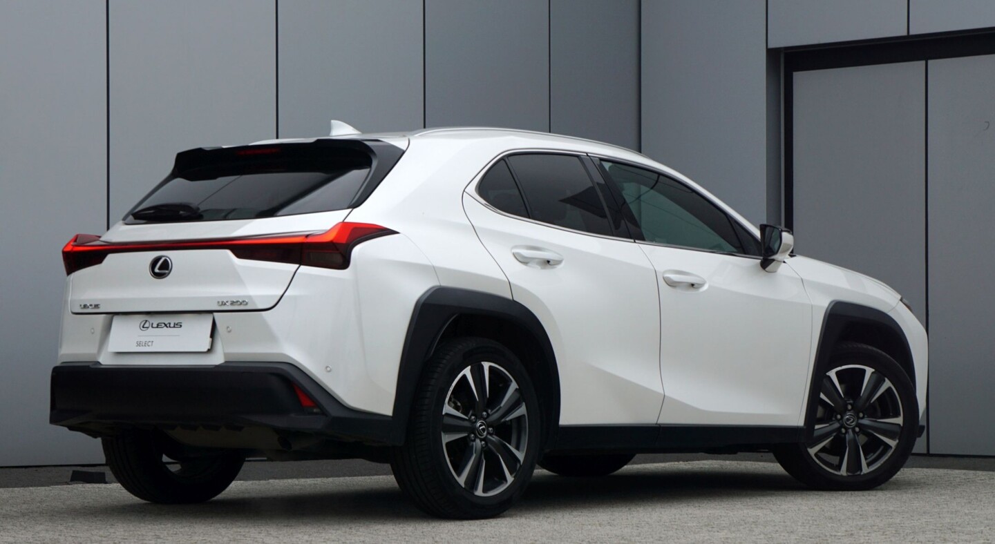 Lexus UX