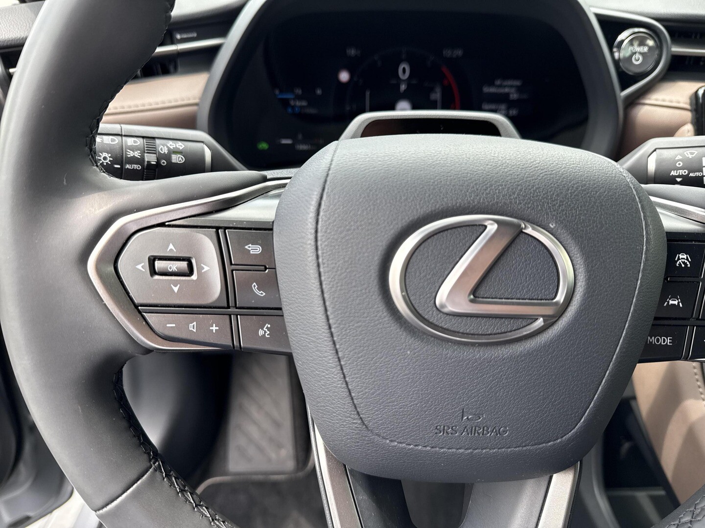 Lexus LBX