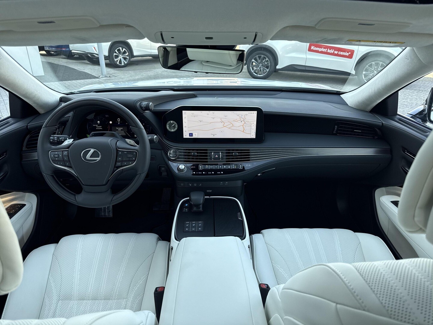 Lexus LS