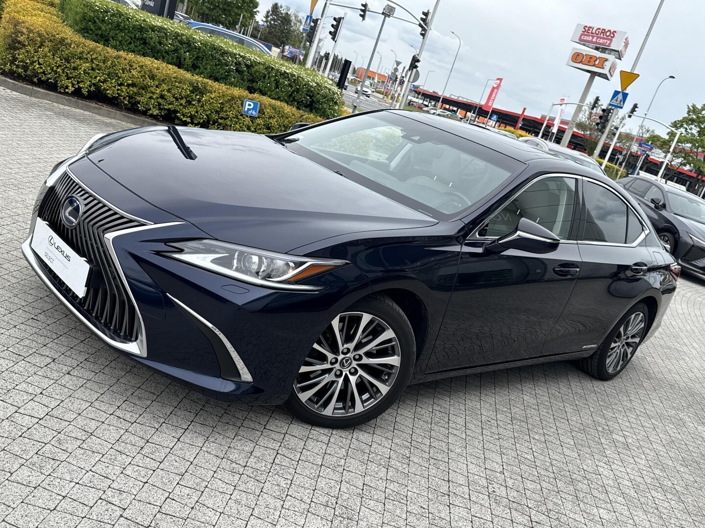 Lexus ES