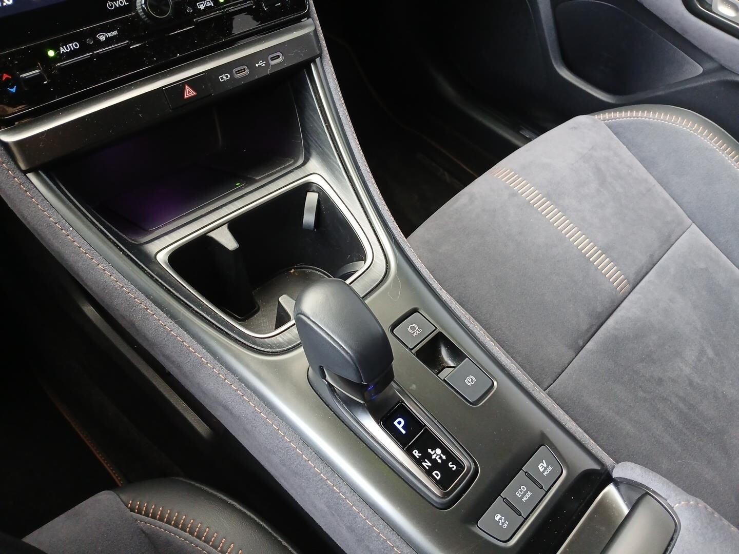 Lexus LBX
