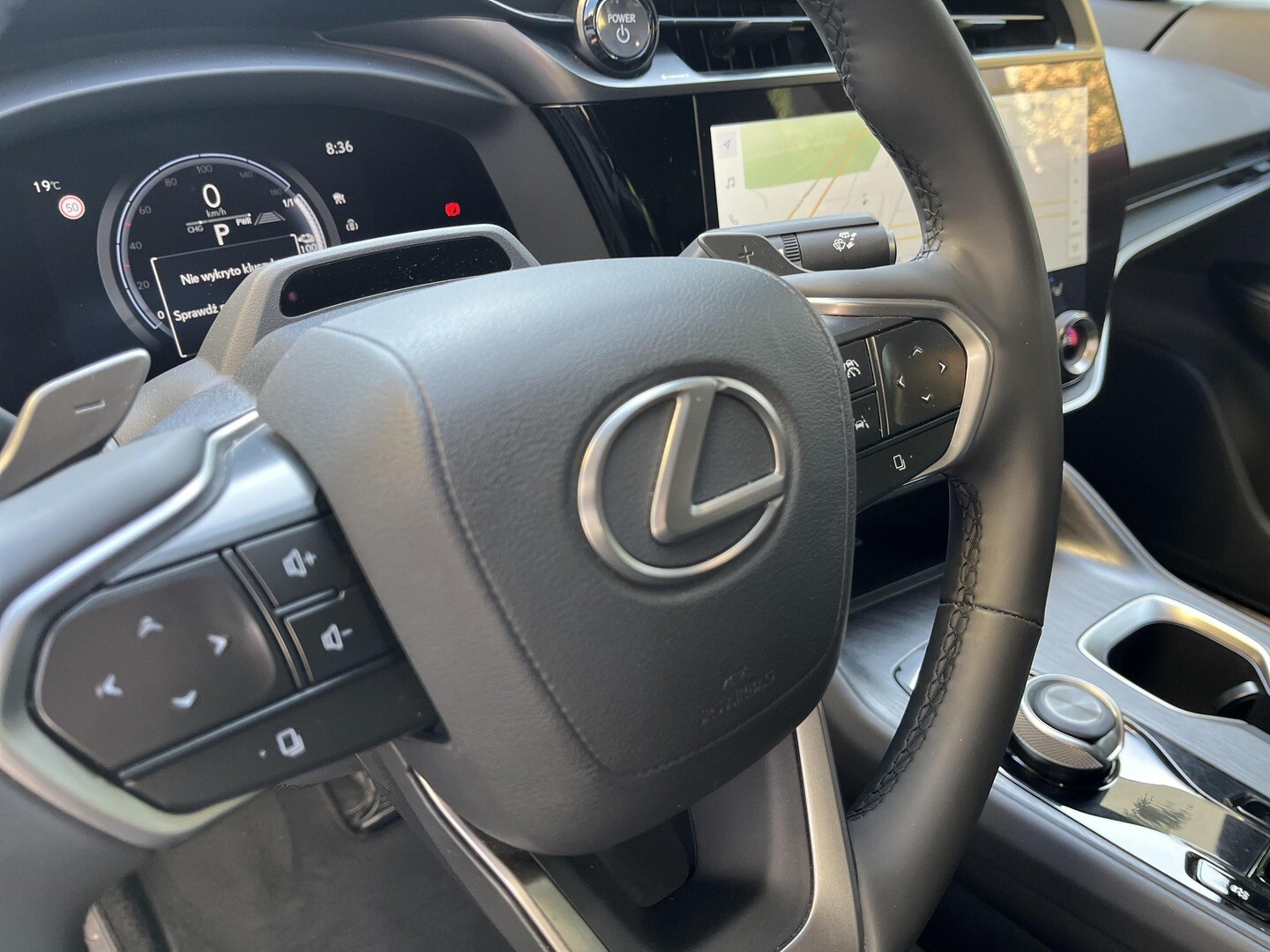 Lexus RZ