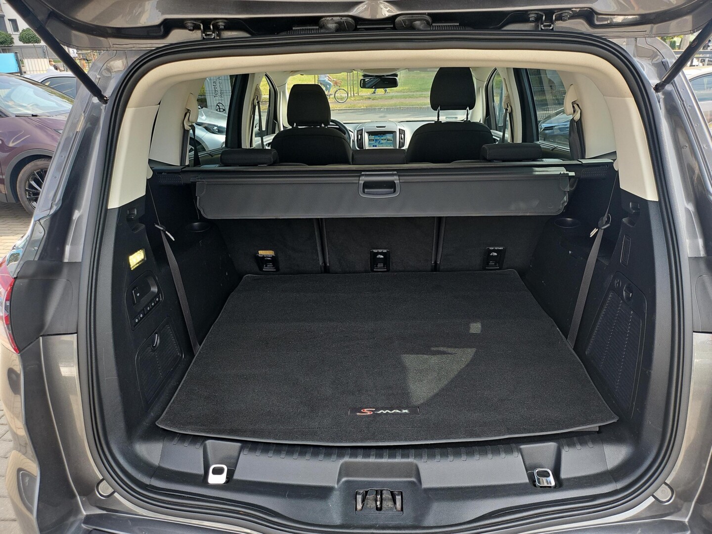 Ford S-Max
