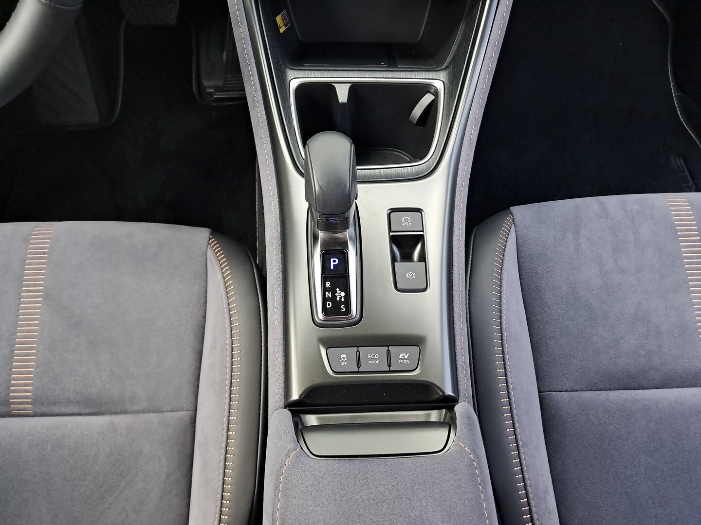 Lexus LBX
