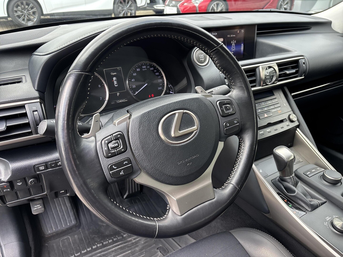 Lexus IS
