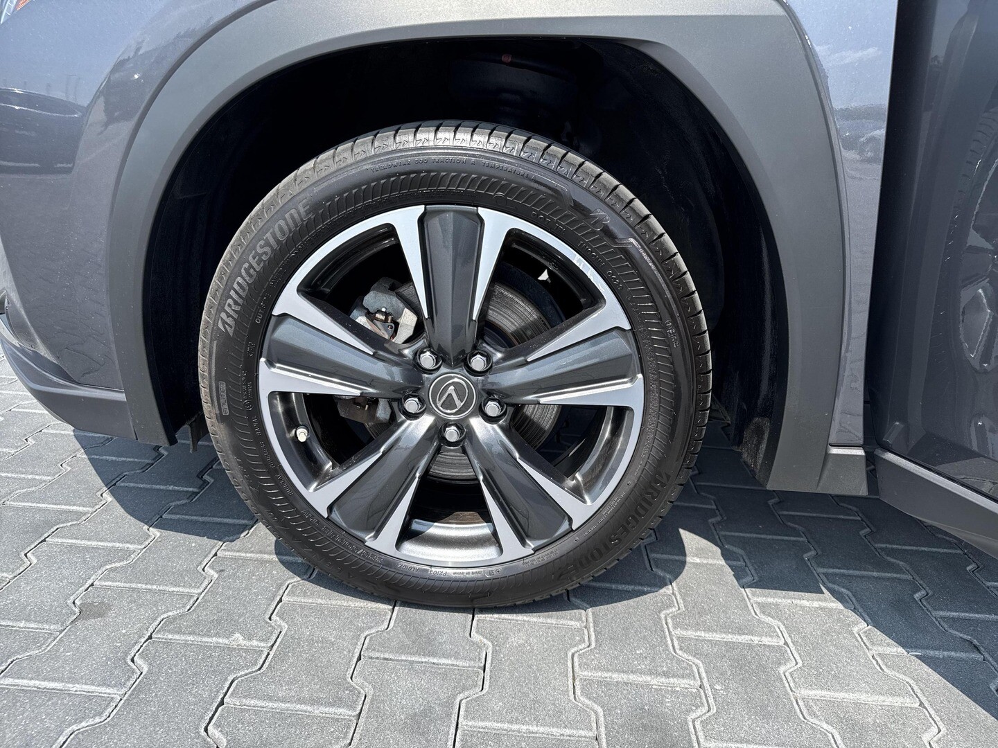 Lexus UX