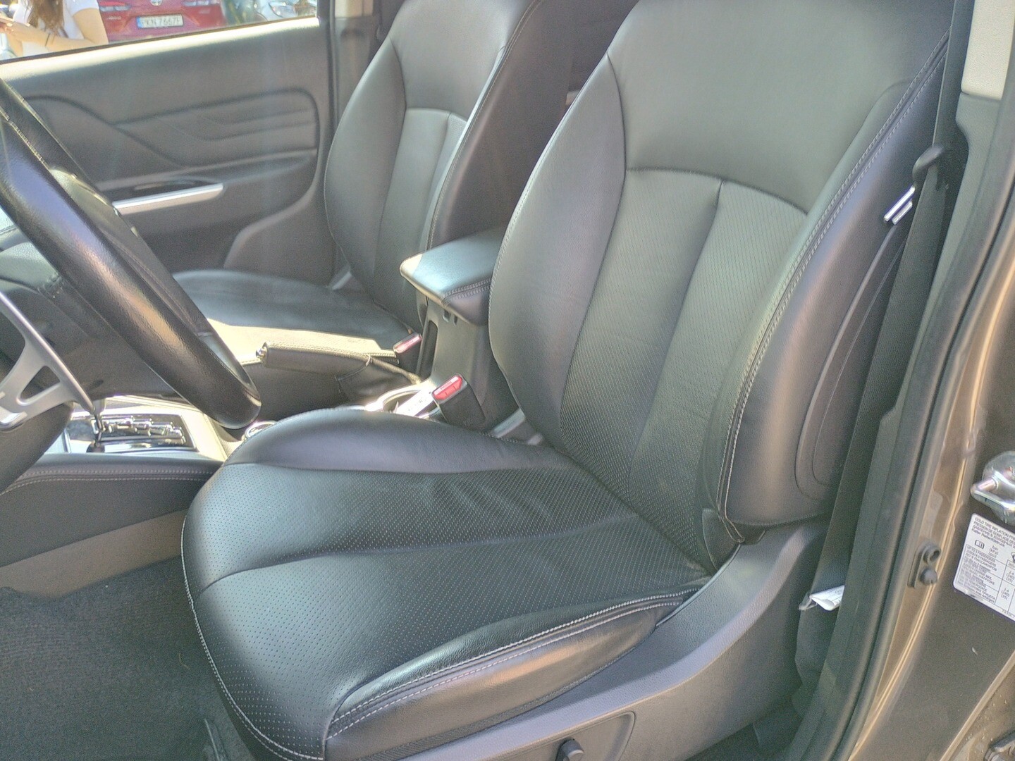 Mitsubishi L200