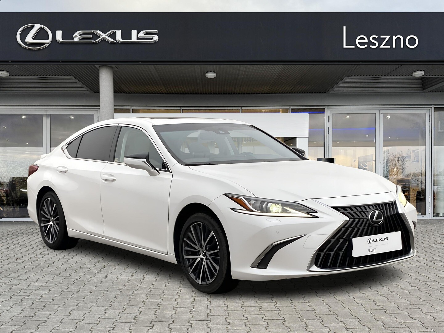 Lexus ES