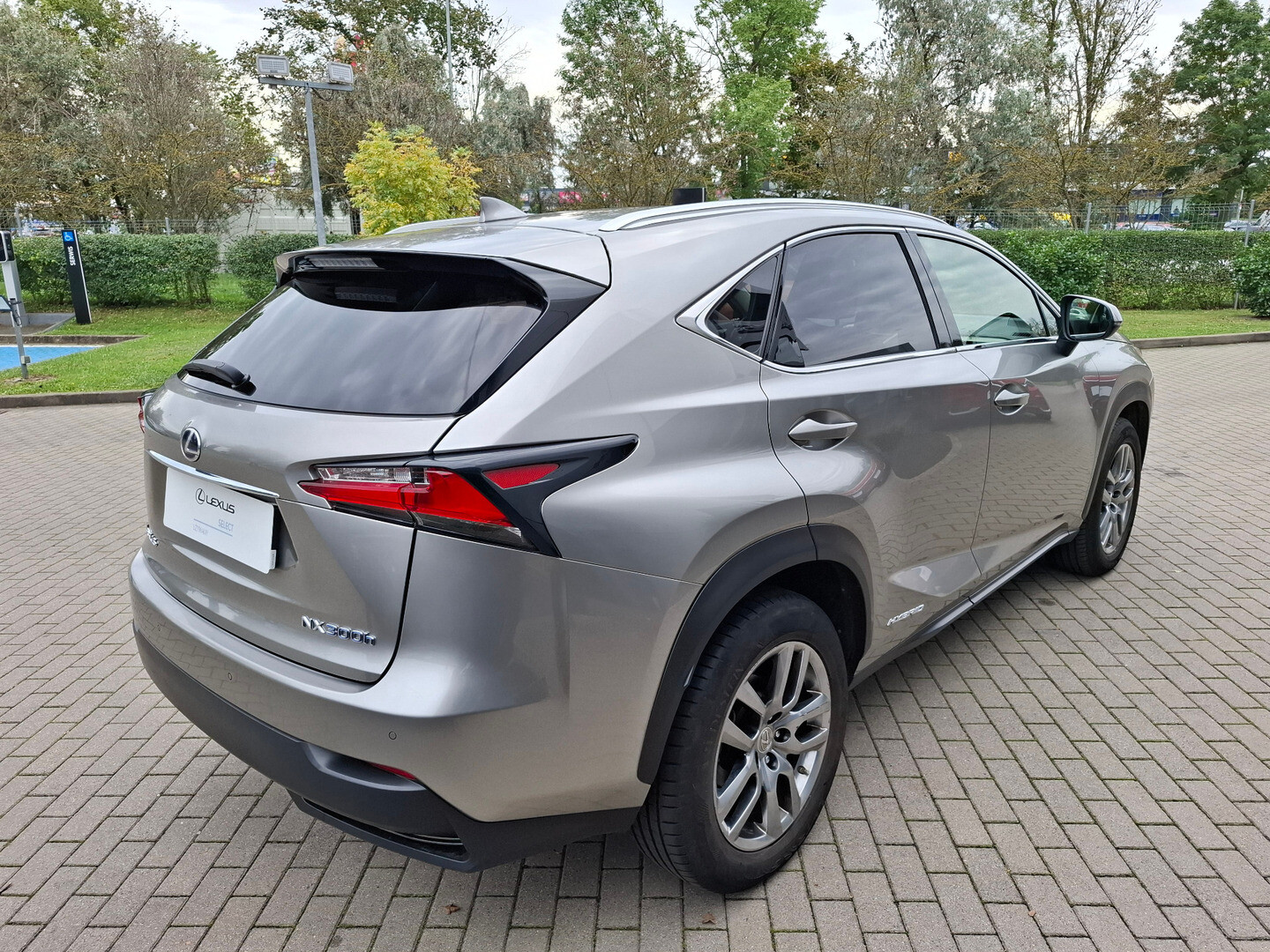 Lexus NX