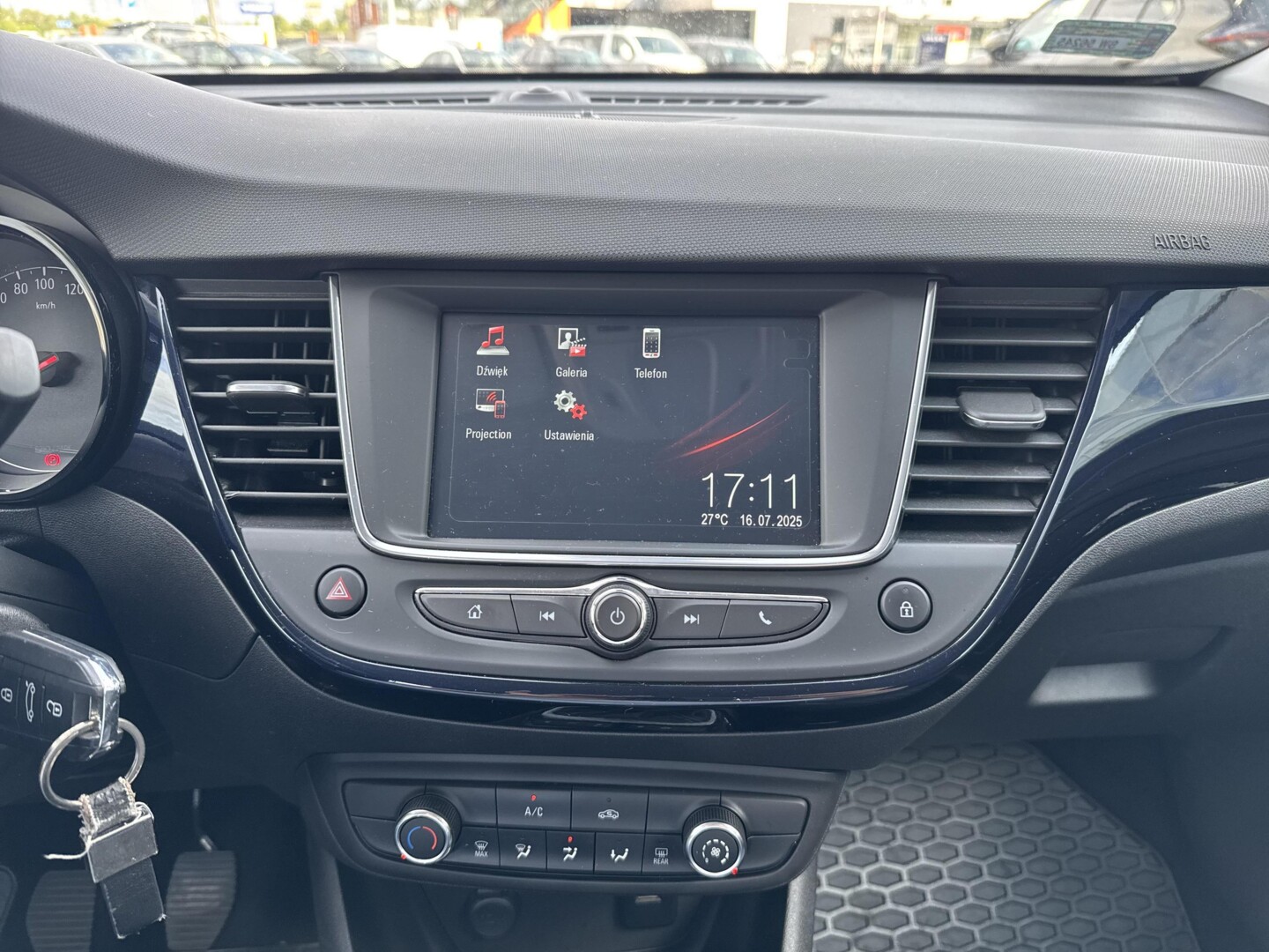 Opel Crossland X