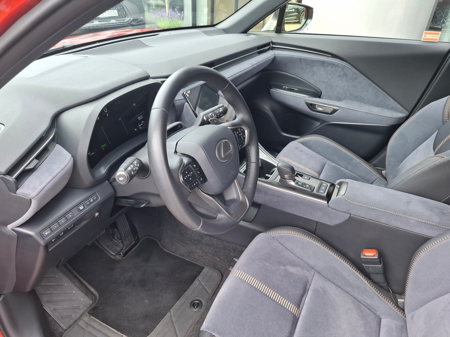 Lexus LBX