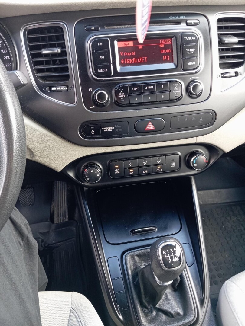 Kia Carens