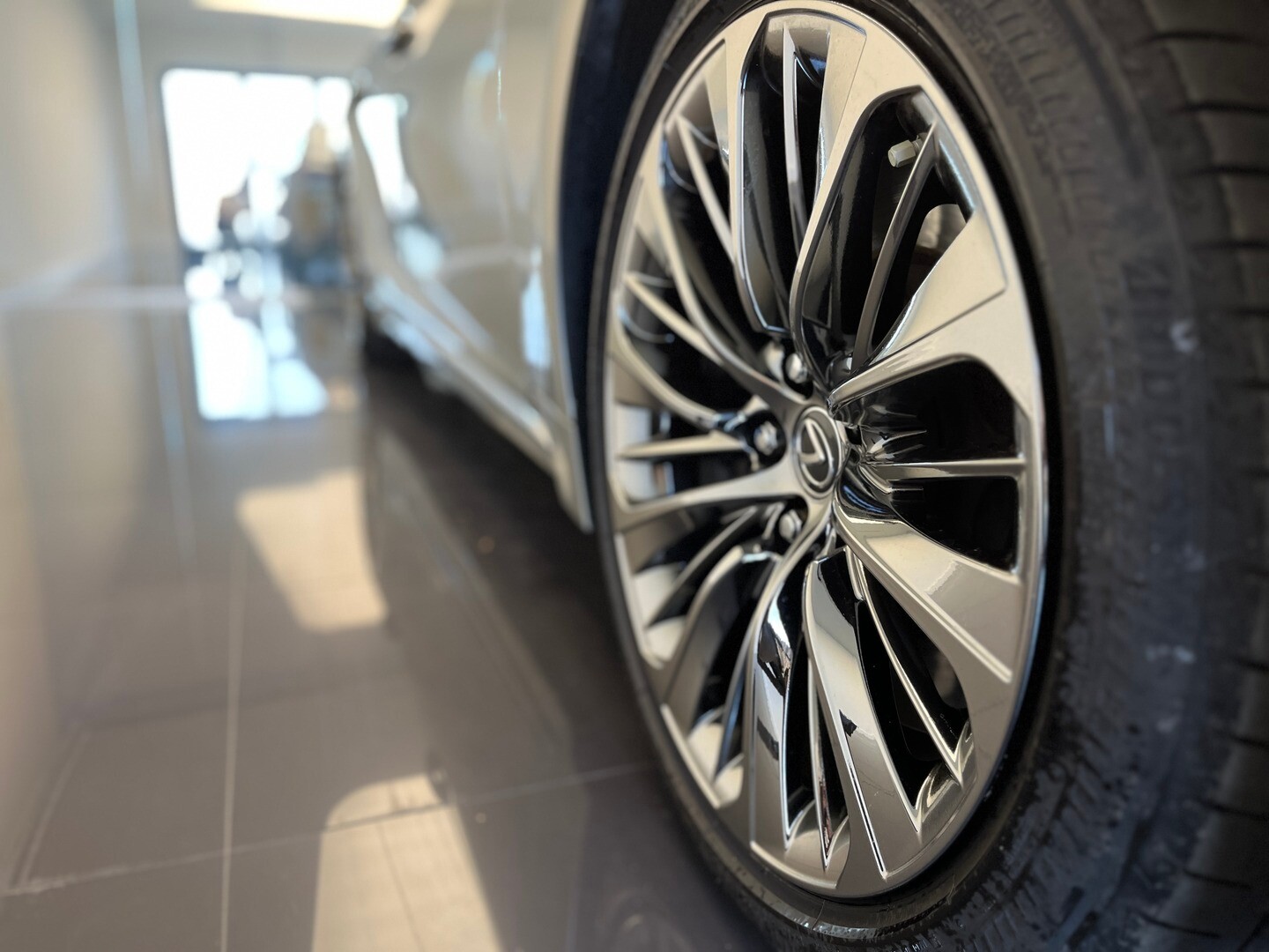 Lexus LS