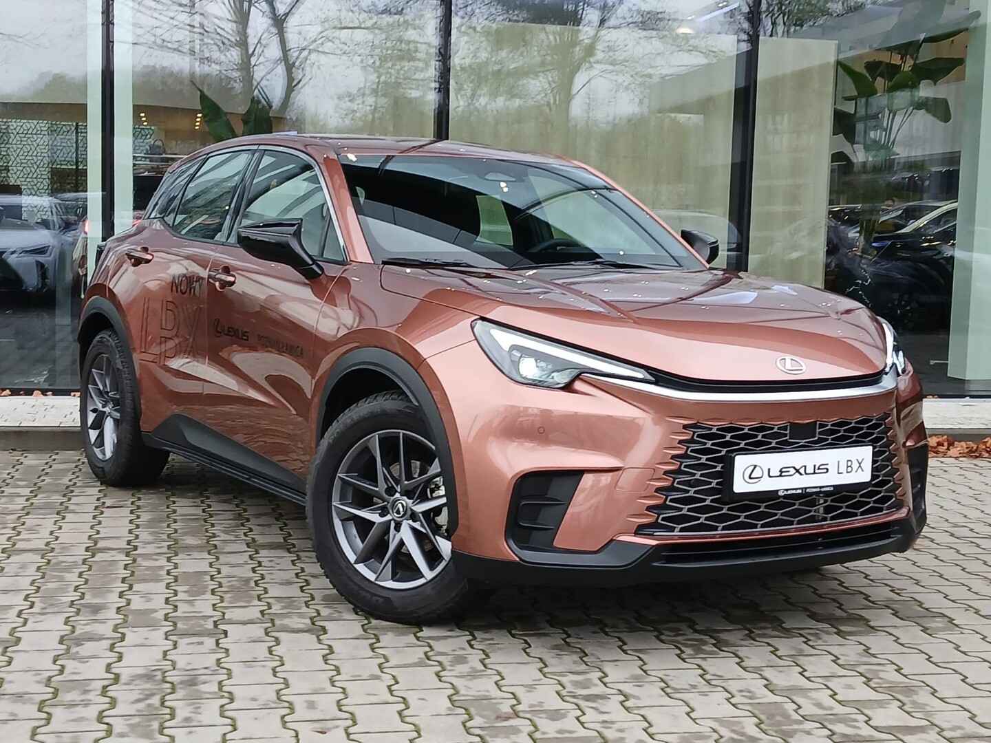 Lexus LBX