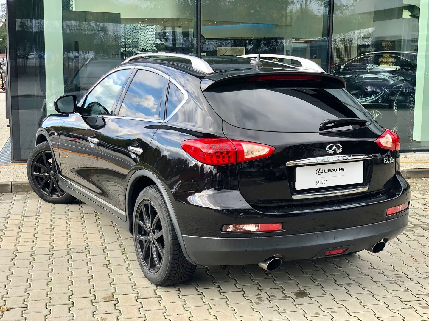 Infiniti EX