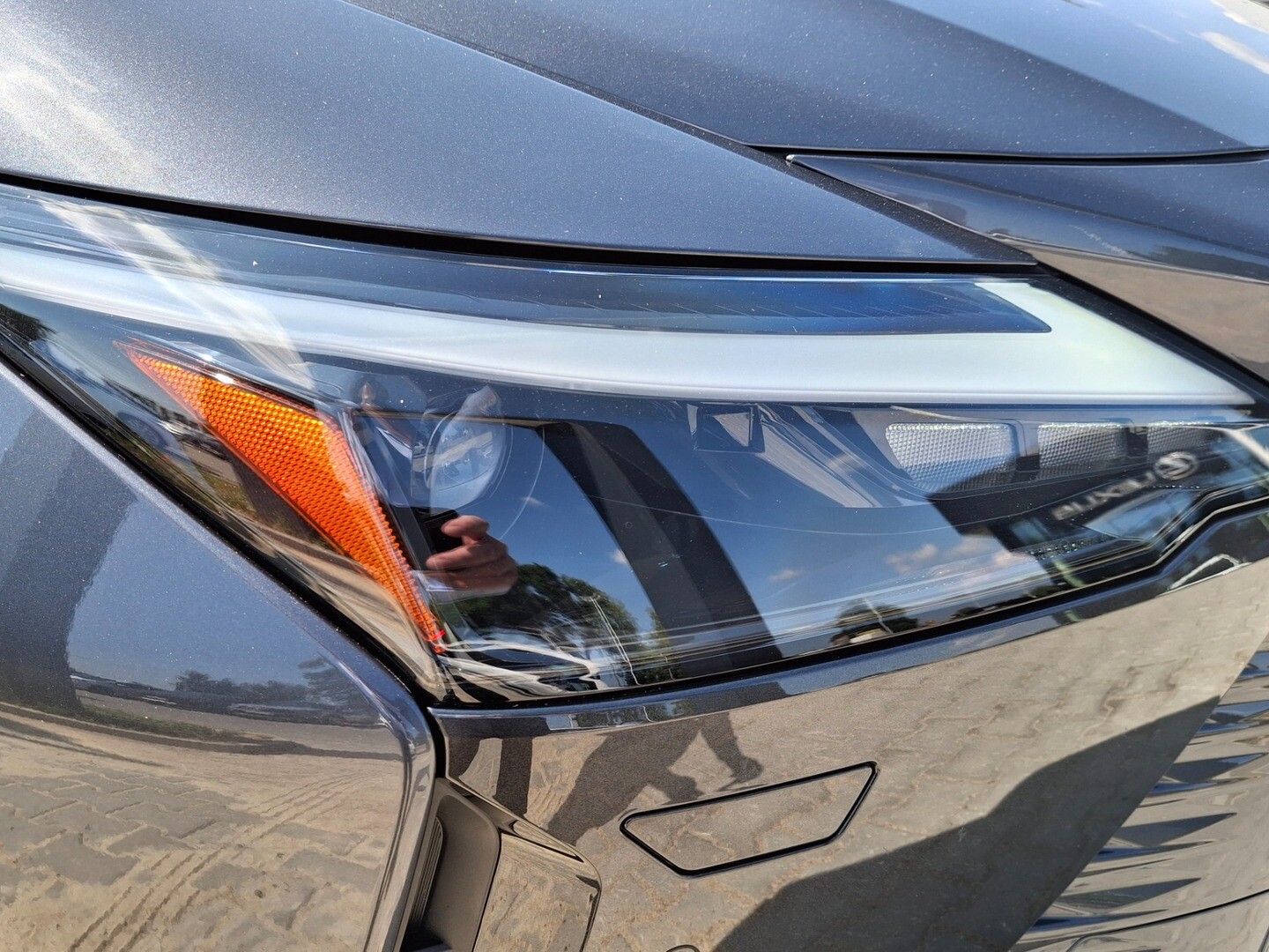 Lexus RZ