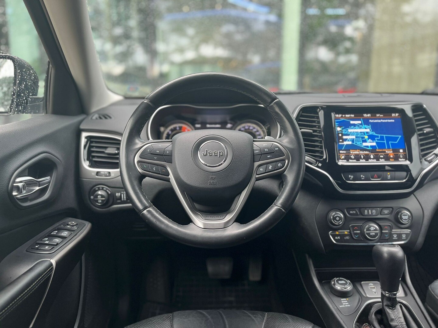 Jeep Cherokee