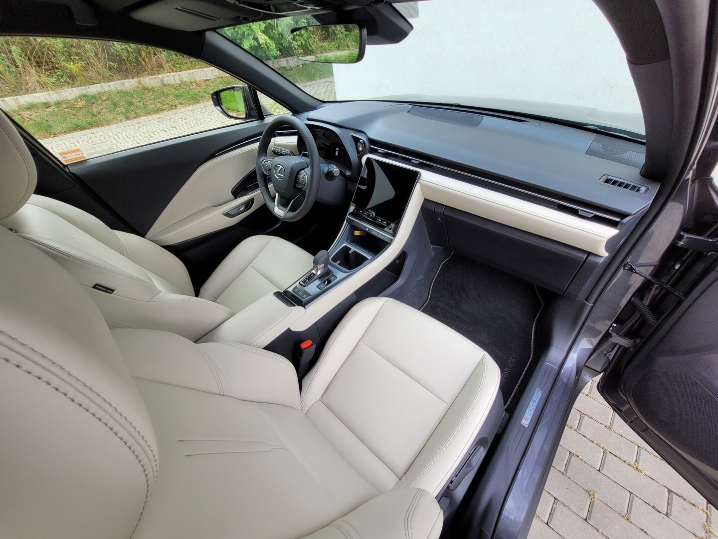 Lexus LBX