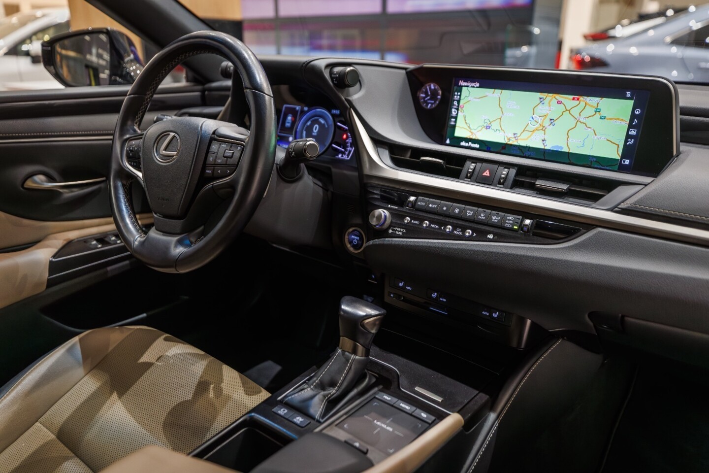 Lexus ES