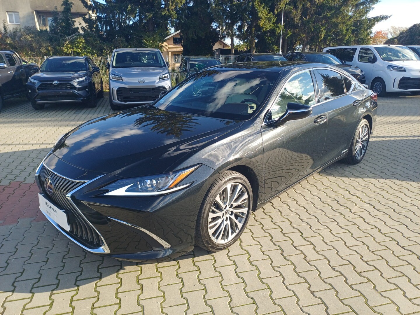 Lexus ES