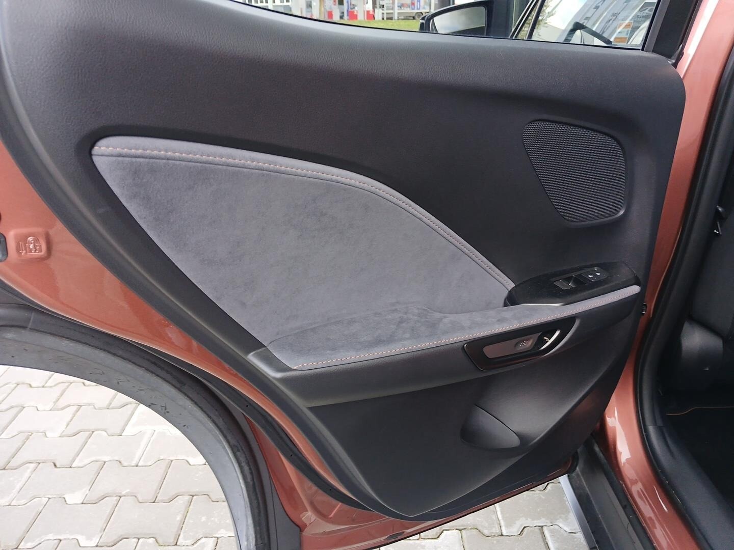 Lexus LBX