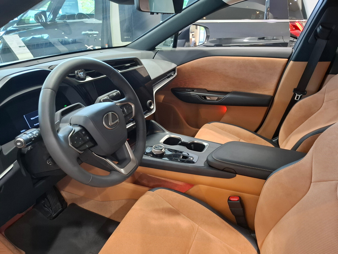 Lexus RZ