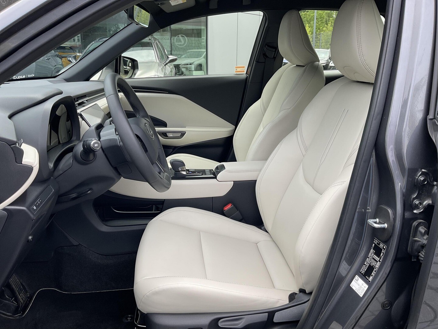 Lexus LBX