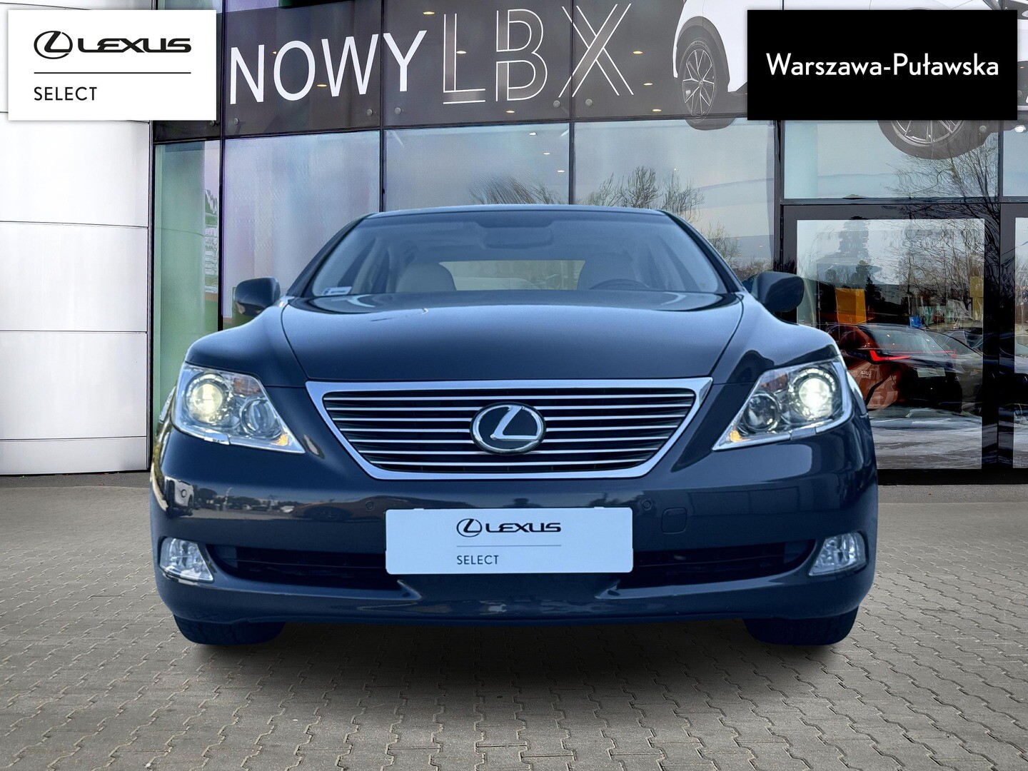Lexus LS