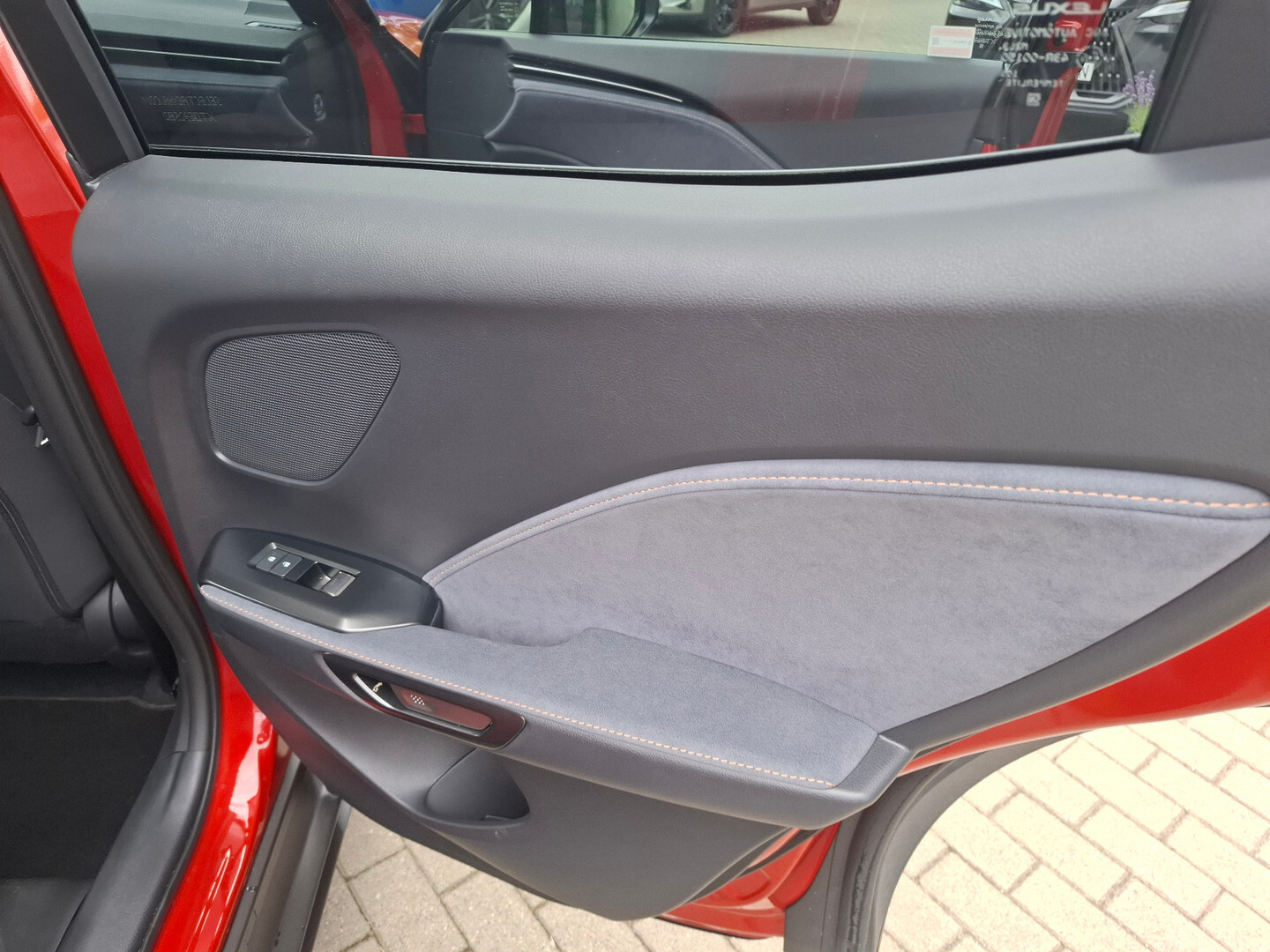 Lexus LBX
