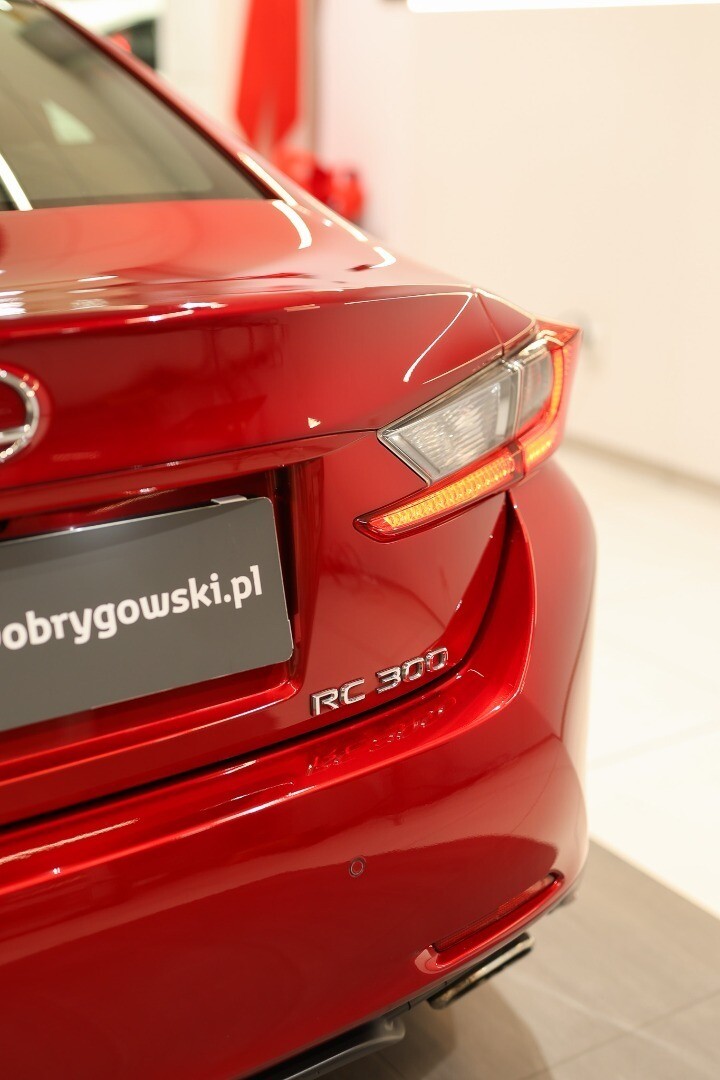 Lexus RC