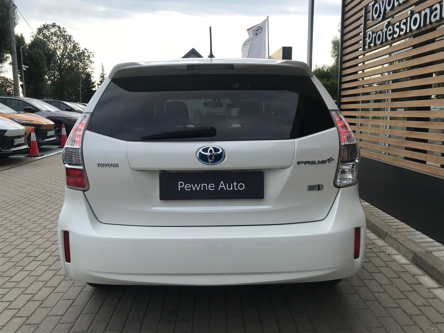 Toyota Prius+